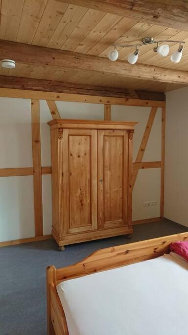 Mothsgut - Moderne Ferienwohnung Auf Dem Bauernhof Im Erzgebirge Oelsnitz  Buitenkant foto